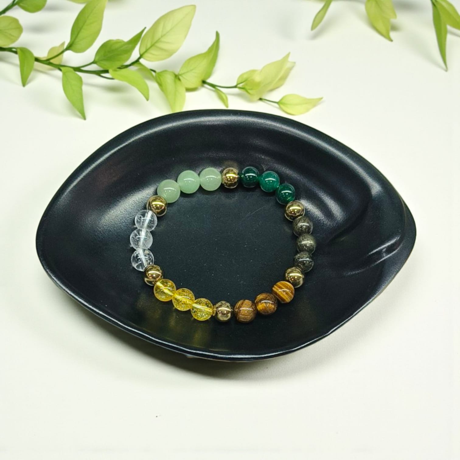 Crystal Bracelet Finder: Choose by Goal, Energy and Lifestyle