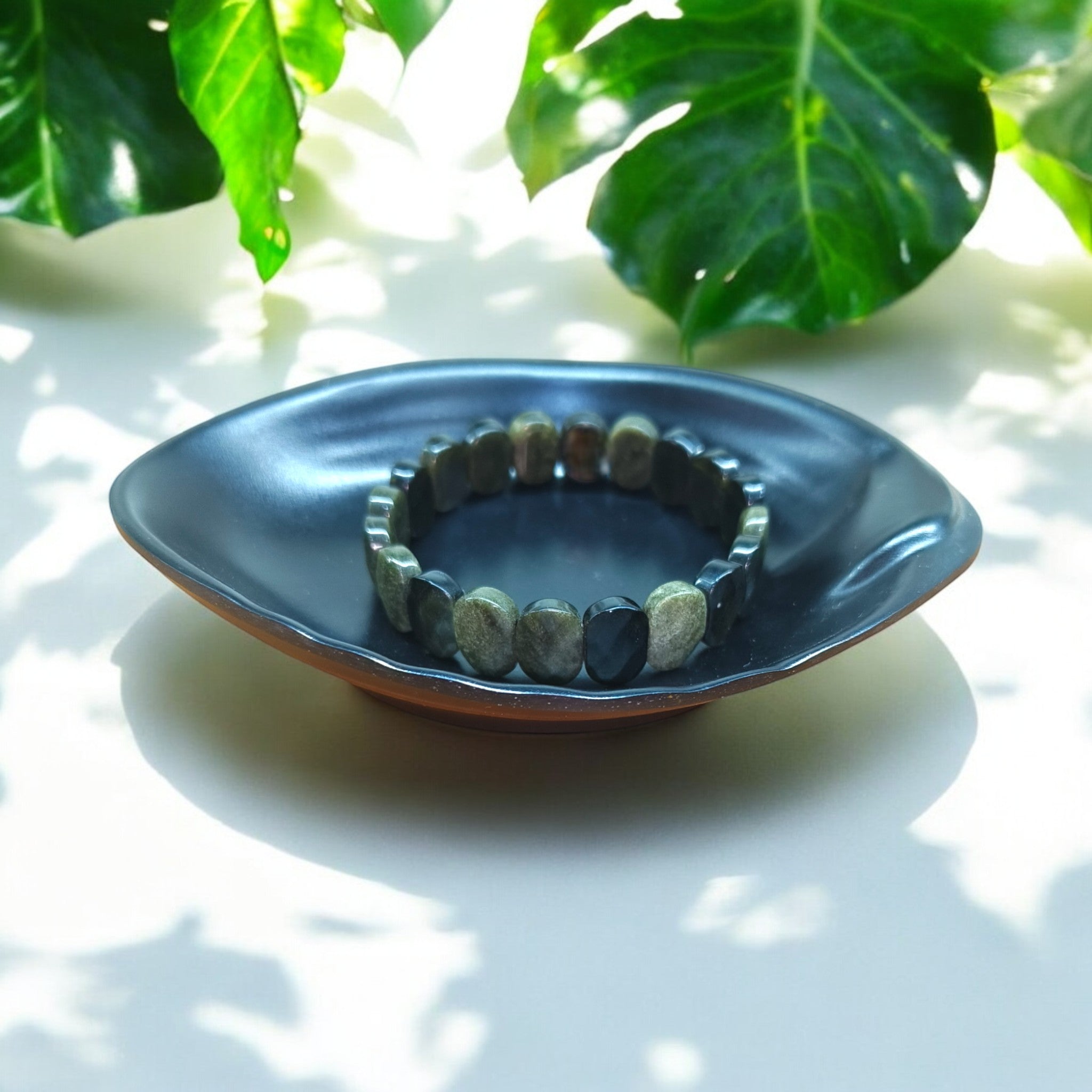 GOLDEN OBSIDIAN