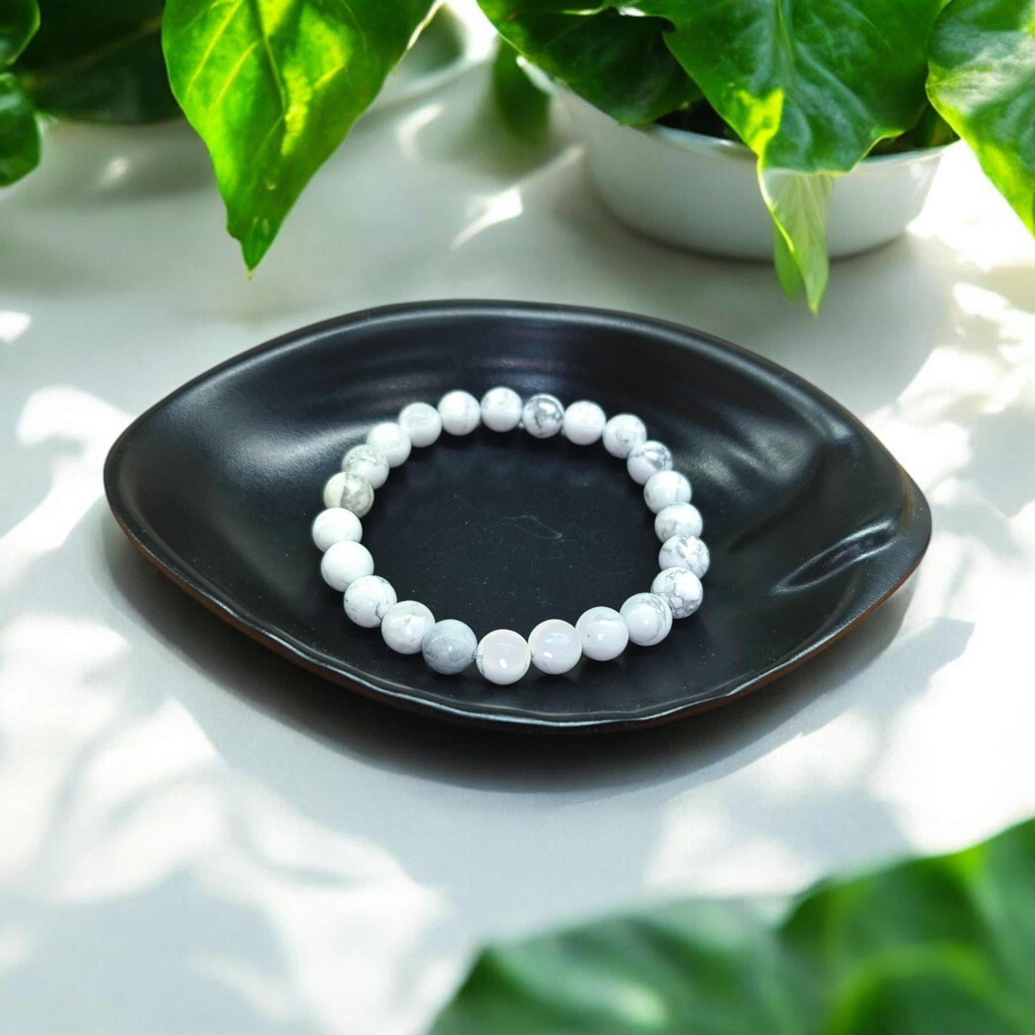 HOWLITE