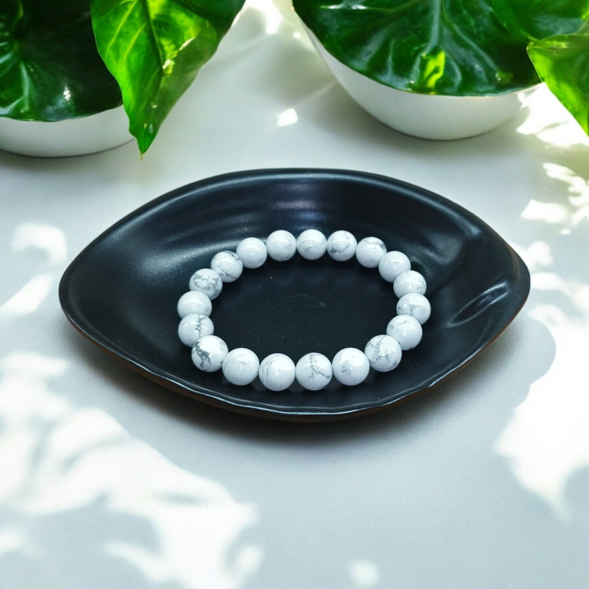 Howlite – Cool White Marble Look