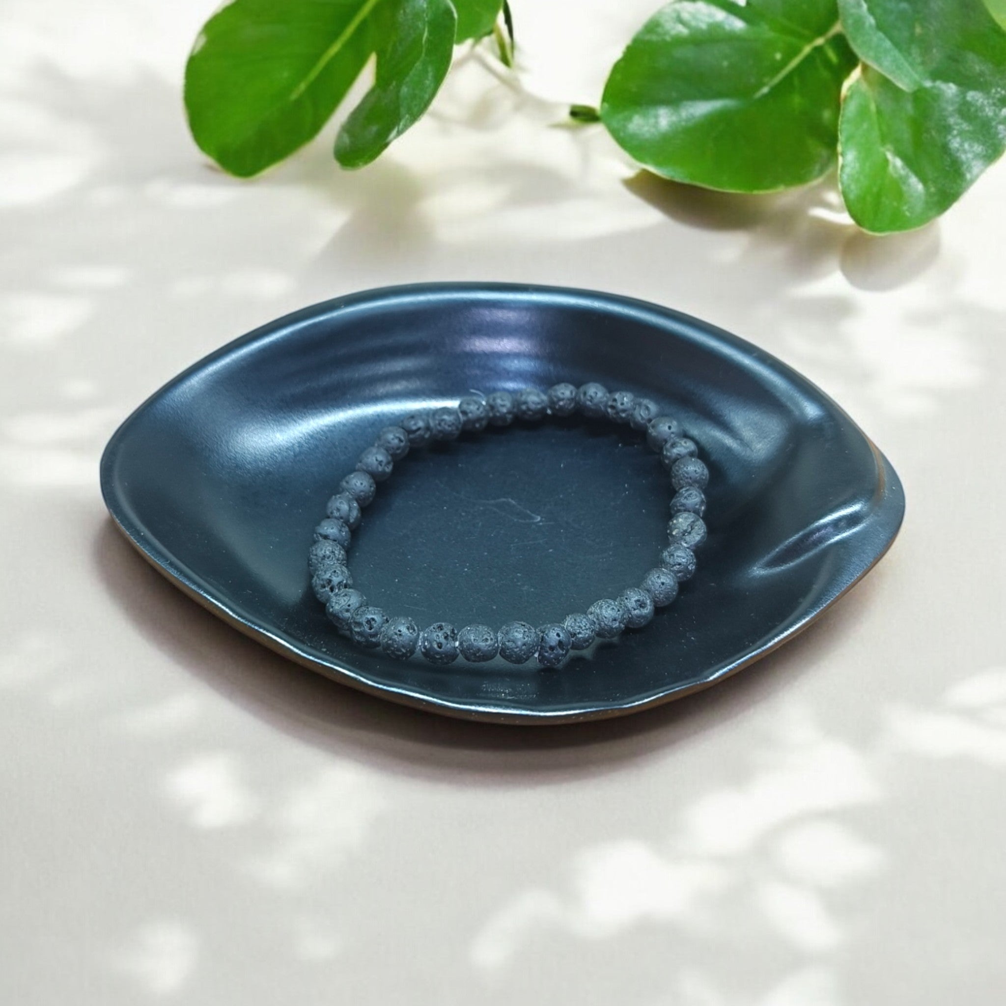 Lava Stone Single Line – Timeless Simplicity